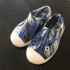 Native Shoes size 7